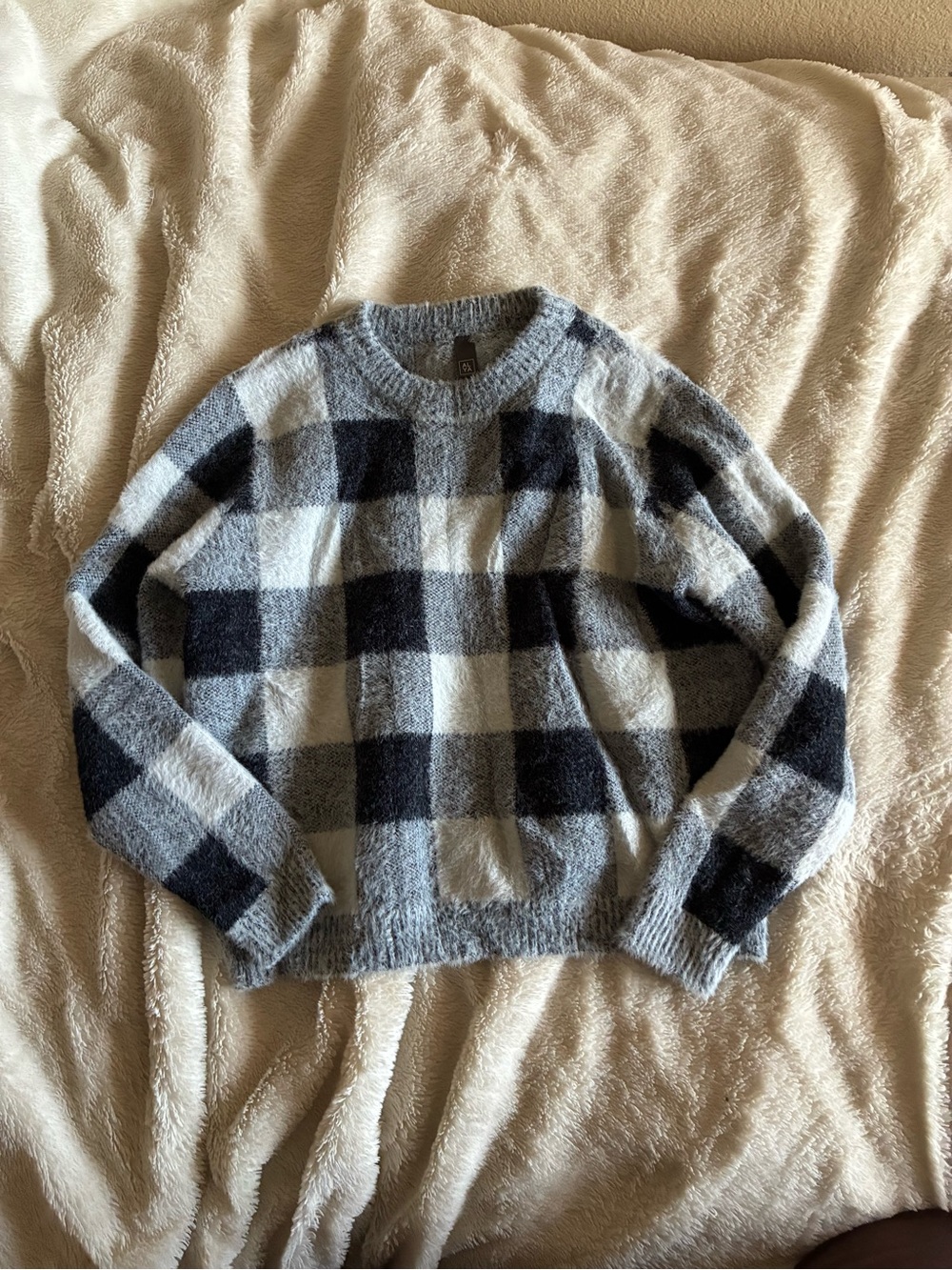 Source Unknown Black and Gray Buffalo Plaid Crewneck Sweater